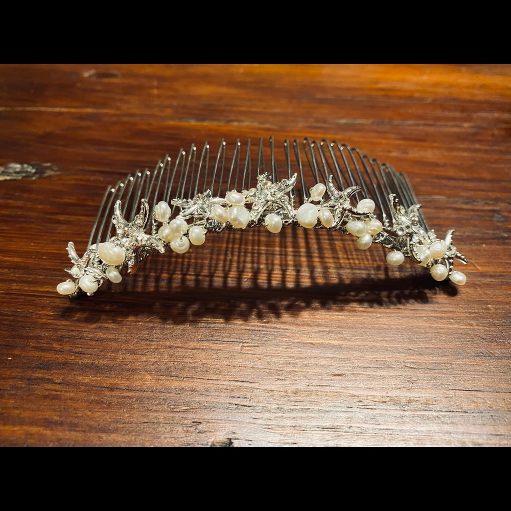 Starfish and Pearls Hair Comb